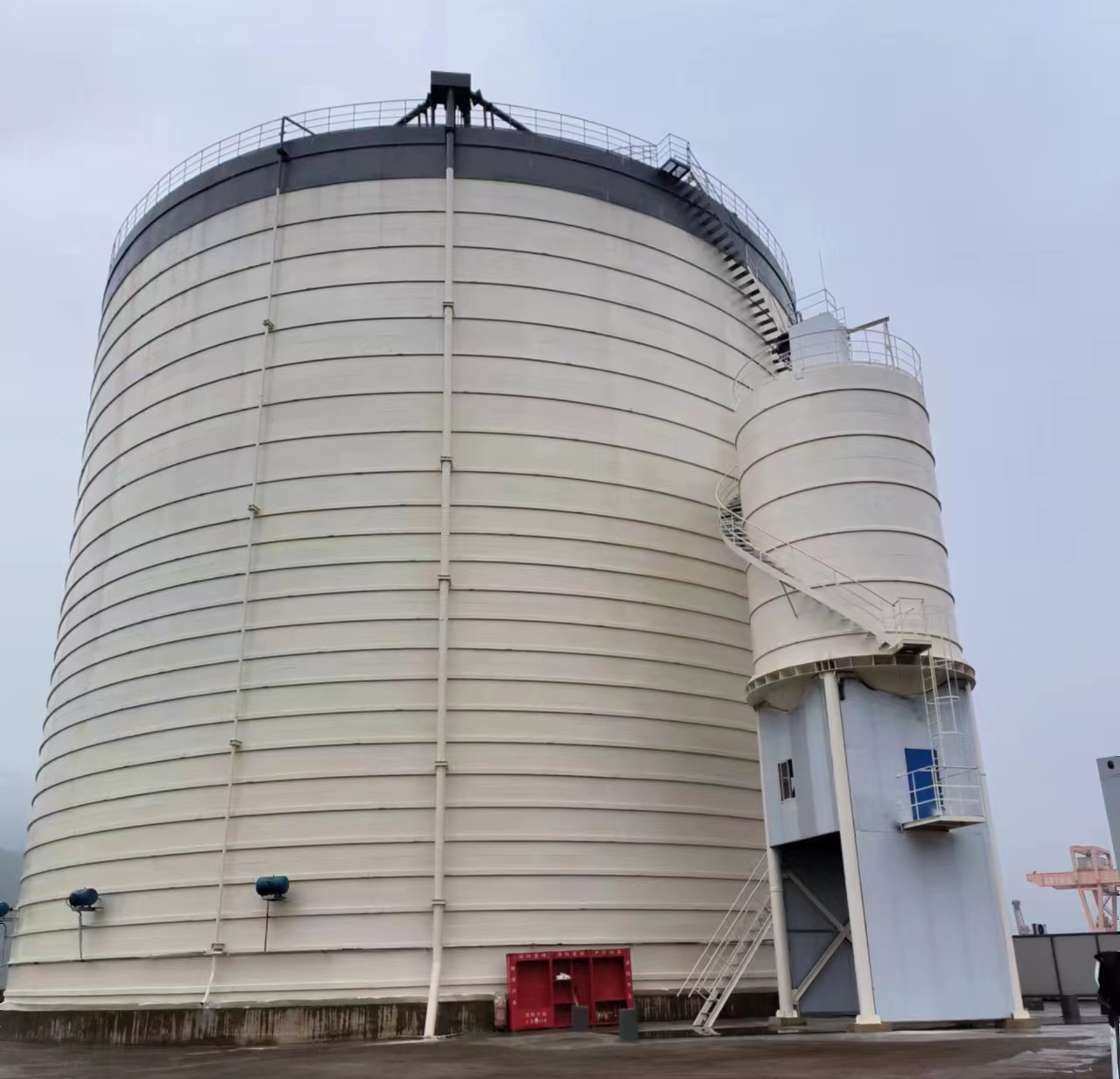 容县10万吨水泥钢板库